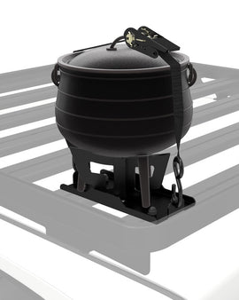 Elevate your camp kitchen by cooking and baking in the fire with a Potjie Pot / Dutch oven. This #3 size Potjie Pot and off-road tough bracket combo bolts quickly and easily onto any Front Runner Rack Tray.