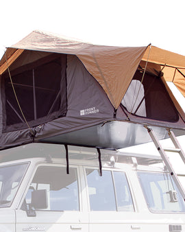 A 1.3M wide roof top tent that is 2.4M long when set up. The super-low 330mm profile reduces wind resistance while on the road and lowers the vehicle’s total height. The Front Runner Roof Top Tent is the lowest profile roof top tent on the market!​​ 