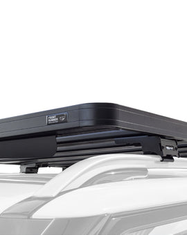 This 1358mm/53.5'' long full-size Slimline II cargo roof rack kit contains the Slimline II Tray, Wind Deflector and 3 pairs of Rail Grip Feet to mount the Slimline II Tray to the roof rails of your Range Rover (L405). This system installs easily with off-road tough feet that grip onto the existing factory/OEM roof rails. No drilling required.