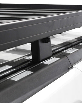 This 1560mm/61.4'' long full-size Slimline II cargo carrying roof rack kit for the Hummer H3 contains Slimline II Tray, Wind Deflector, 2 Tracks, 12 Large Stud Plates and 6 Feet. This taller kit has space for mounting the Front Runner tables or other compatible accessories under the rack. 