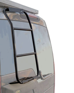 This smart ladder clips over the top of the Discovery 3 4’s / LR3, LR4's rear door and bolts behind the license plate light.
