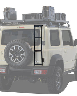 This strong and durable rear-mounted ladder facilitates easy access to the Suzuki Jimny's roof.