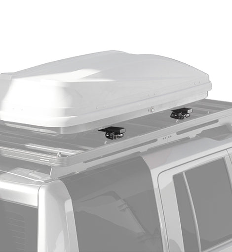 If you’re the type that changes their cargo needs as often as you change your socks, then you need the freedom to mount or remove your cargo boxes in seconds. The Quick Release Cargo Mount works with popular roof cargo boxes and includes 4 lockable latches for added peace of mind.